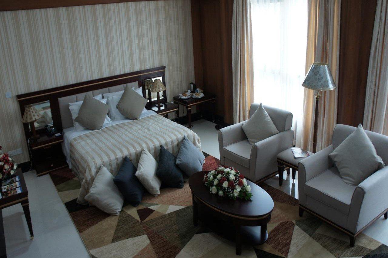 Peacock Hotel Dar es Salaam Ngoại thất bức ảnh
