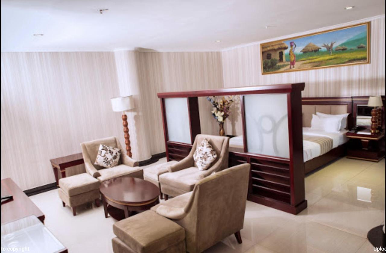 Peacock Hotel Dar es Salaam Ngoại thất bức ảnh