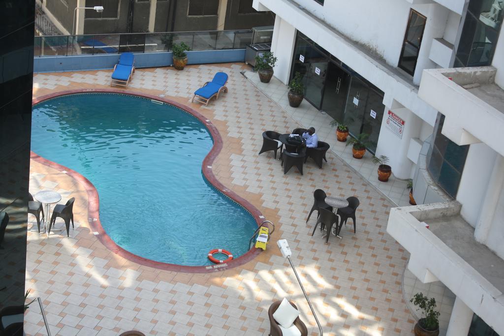 Peacock Hotel Dar es Salaam Ngoại thất bức ảnh