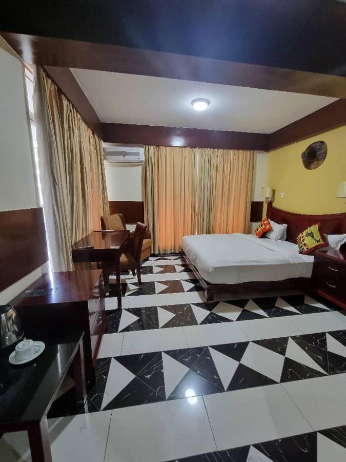 Peacock Hotel Dar es Salaam Ngoại thất bức ảnh