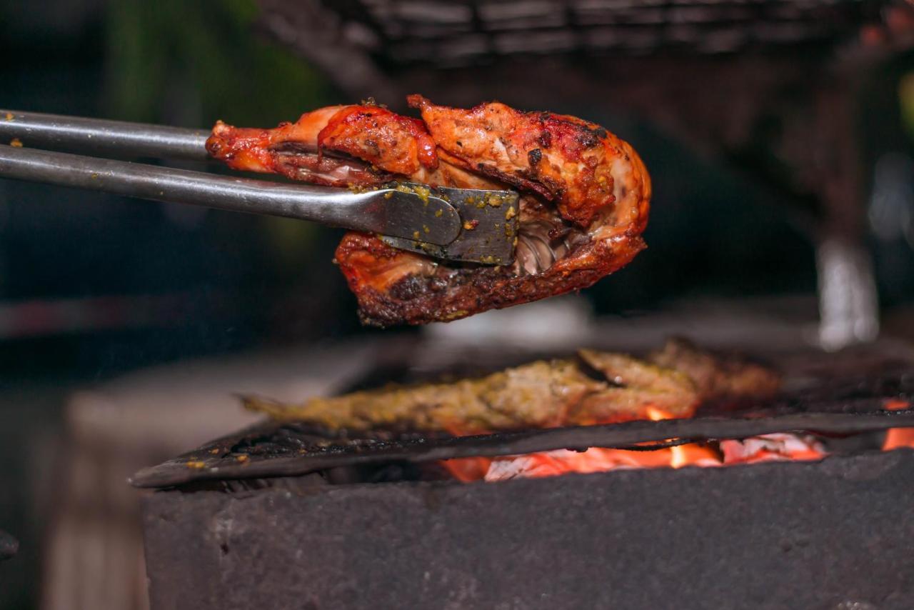 Peacock Hotel Dar es Salaam Ngoại thất bức ảnh
