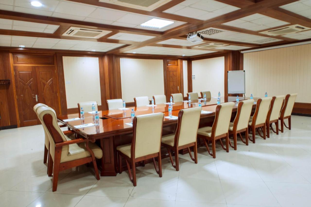 Peacock Hotel Dar es Salaam Ngoại thất bức ảnh