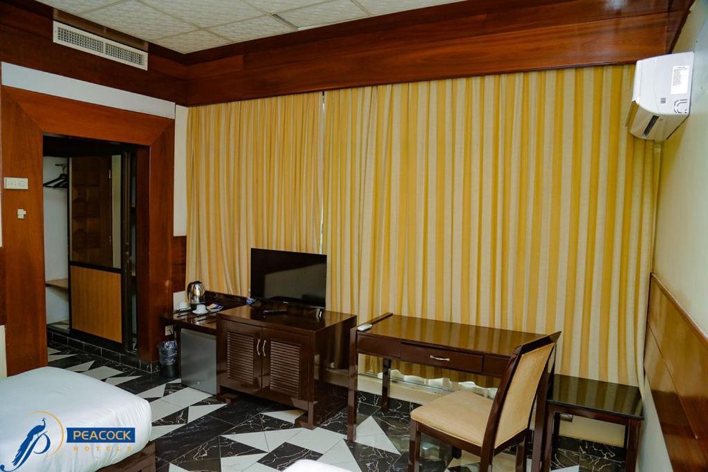 Peacock Hotel Dar es Salaam Ngoại thất bức ảnh