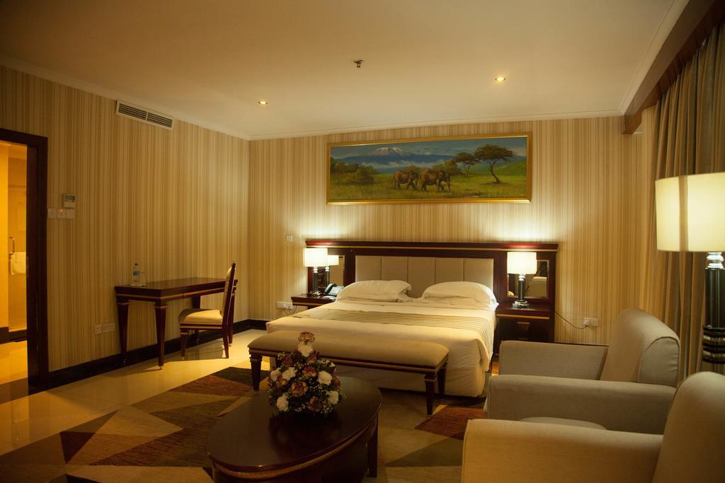 Peacock Hotel Dar es Salaam Ngoại thất bức ảnh