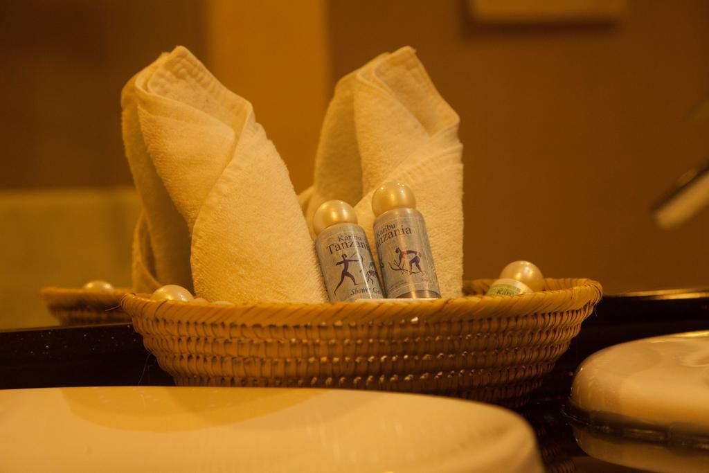Peacock Hotel Dar es Salaam Ngoại thất bức ảnh