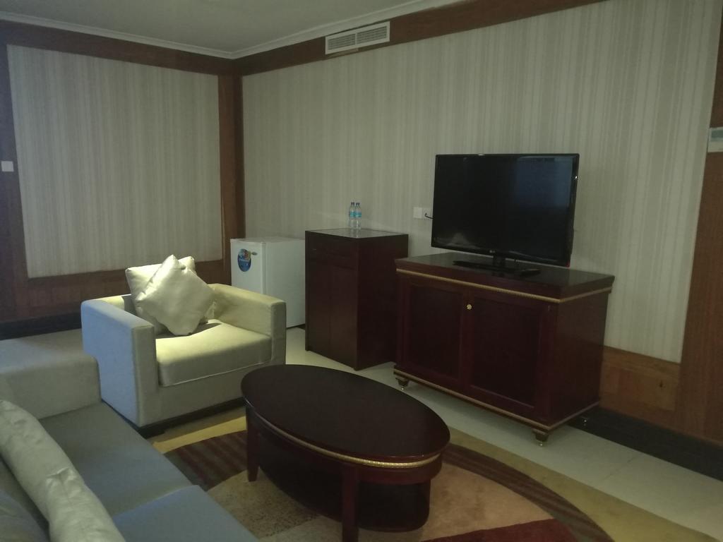 Peacock Hotel Dar es Salaam Ngoại thất bức ảnh