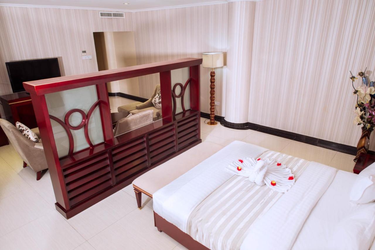 Peacock Hotel Dar es Salaam Ngoại thất bức ảnh